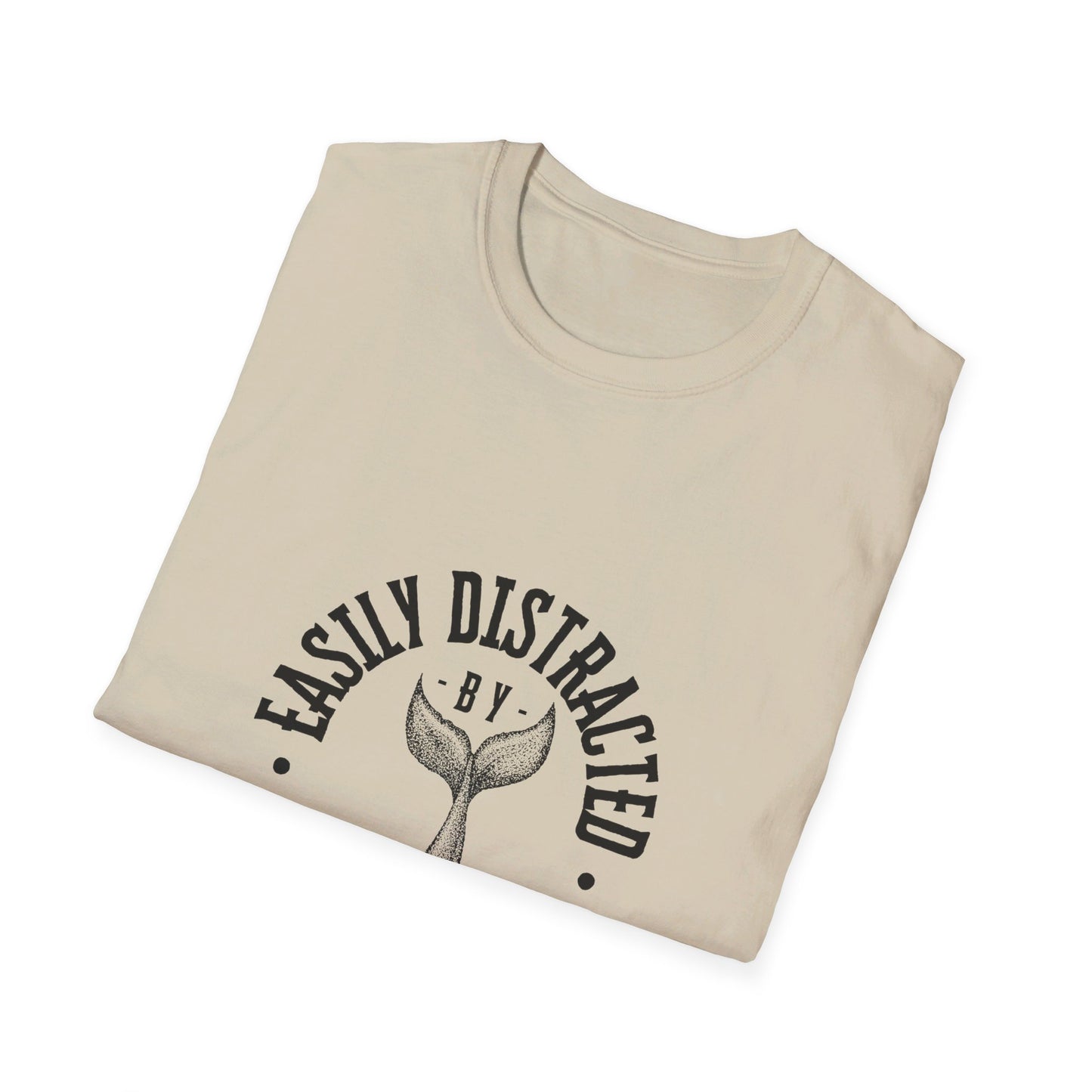 Easily distracted - Whales - Unisex Softstyle T-Shirt