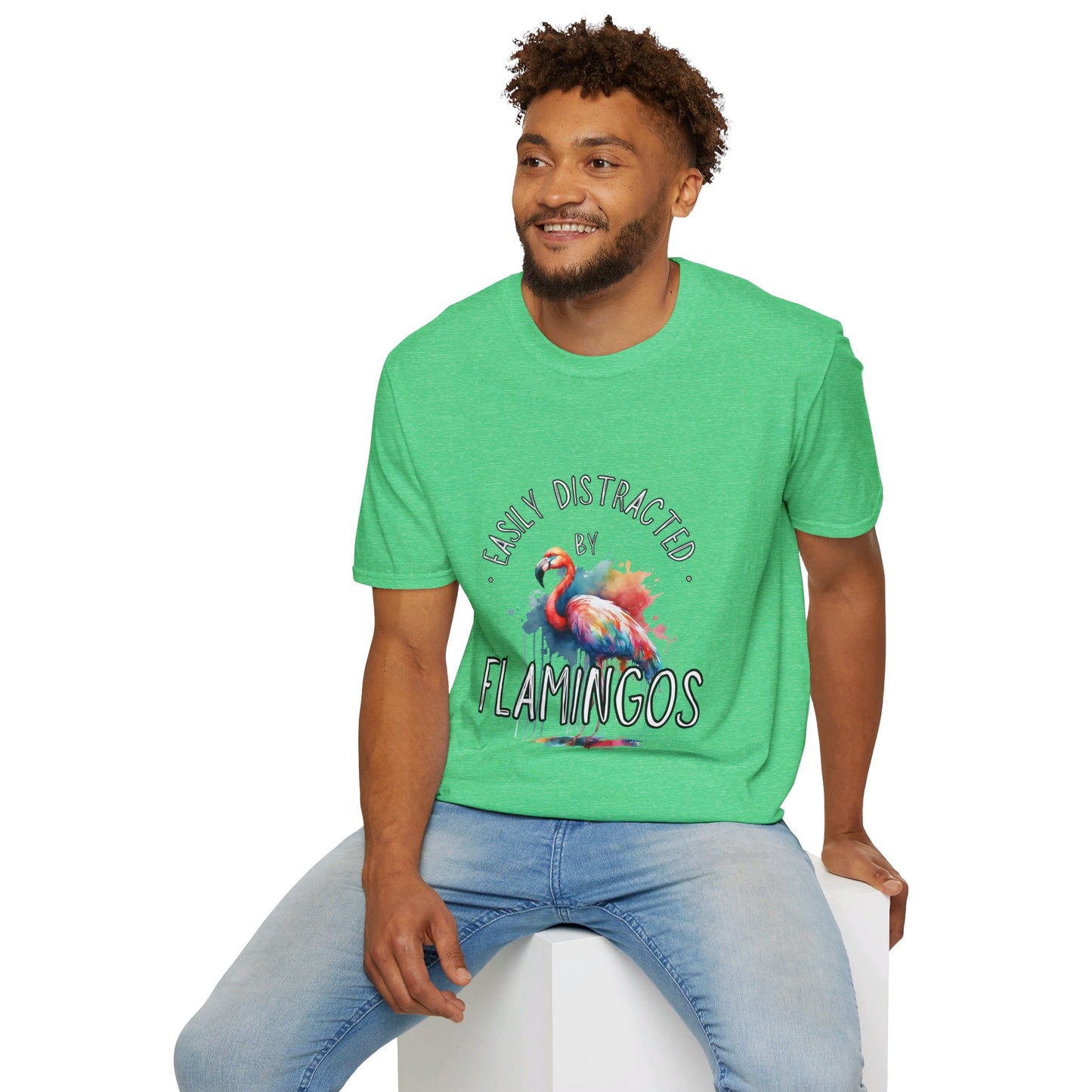 Easily distracted - Flamingos - Unisex Softstyle T-Shirt